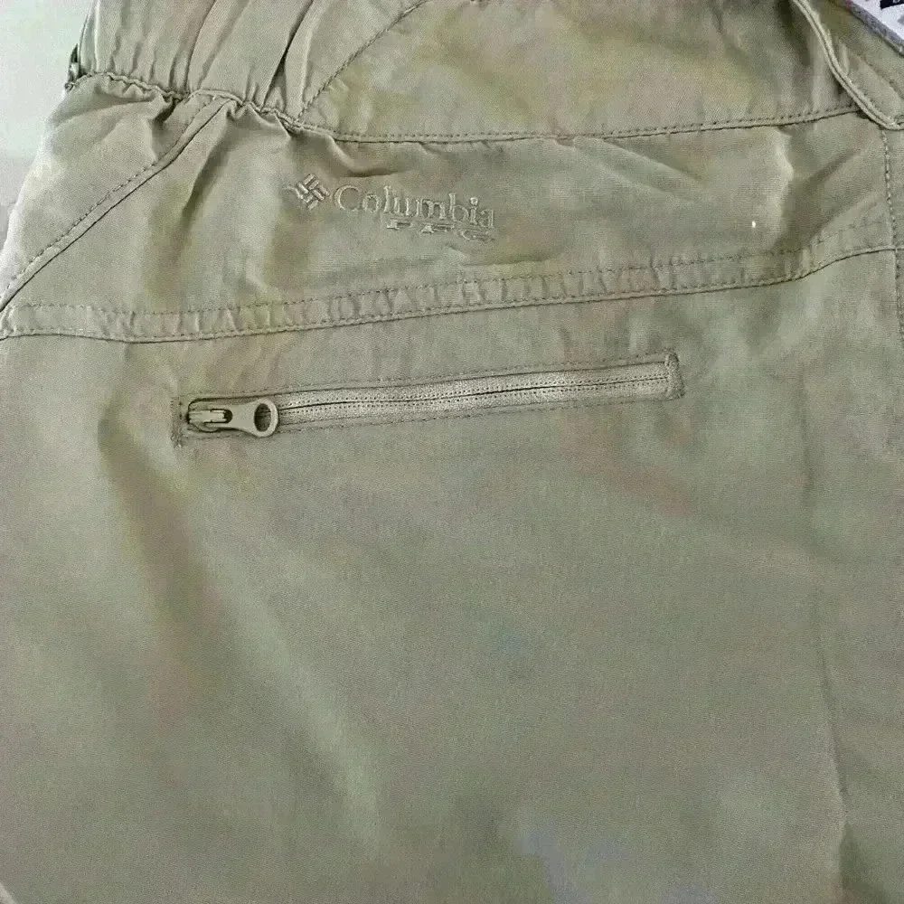Columbia PFG Omni Shade  Performance Shorts Fishing Gear - Khaki Sz M